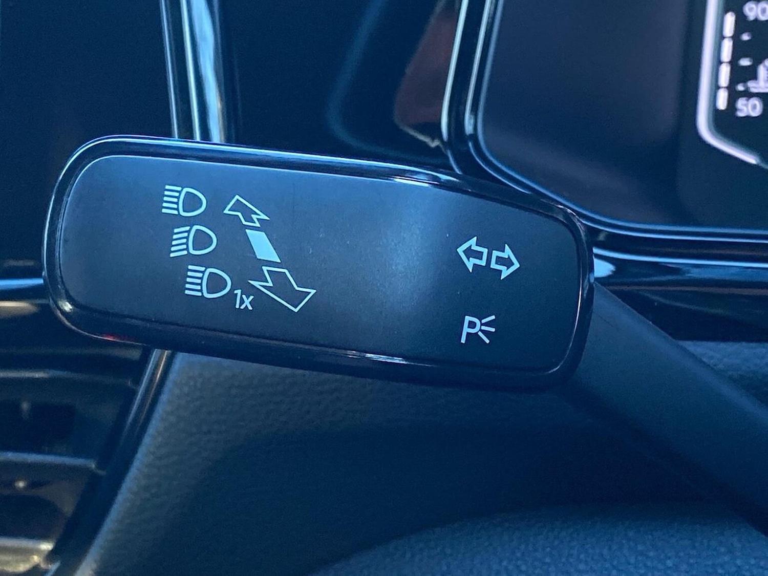 Used Volkswagen T-Roc 2022 for sale - 76794904: Photo 28