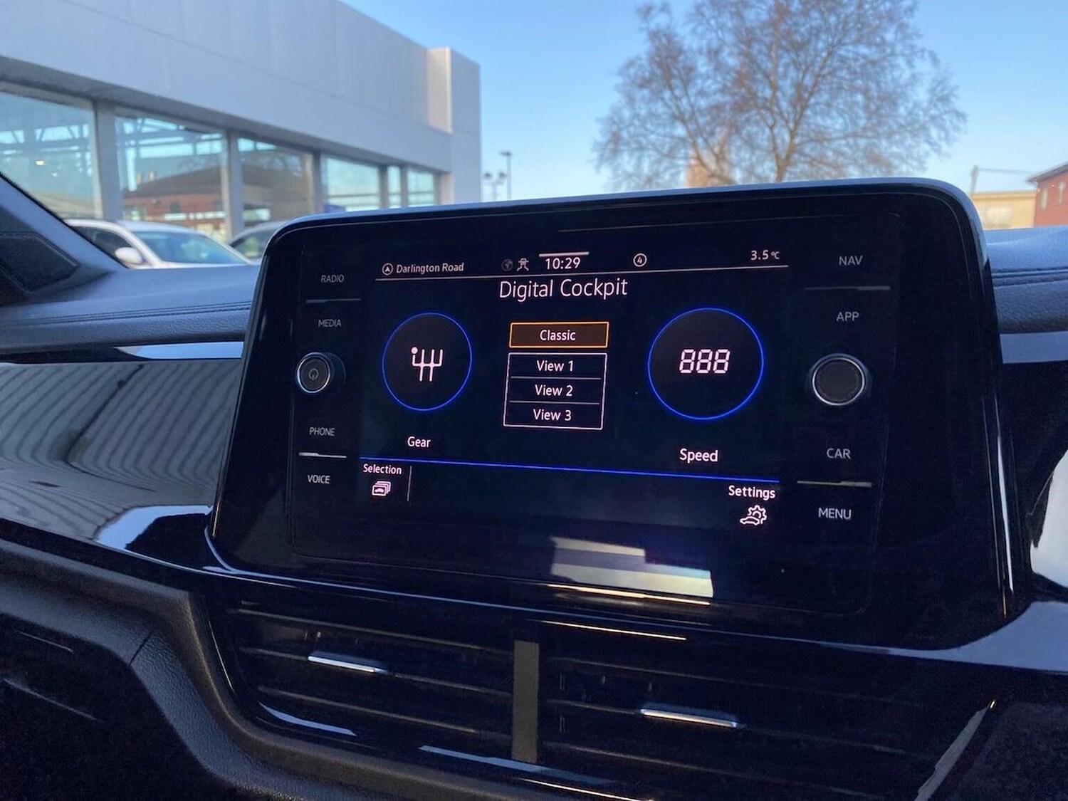 Used Volkswagen T-Roc 2022 for sale - 76794904: Photo 35