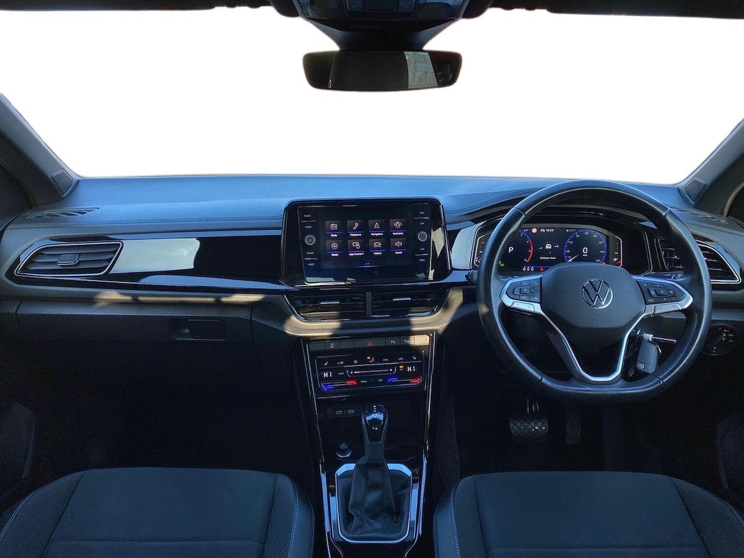 Used Volkswagen T-Roc 2022 for sale - 76794904: Photo 9