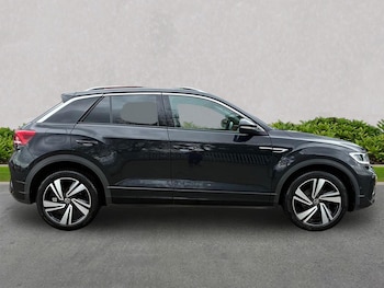 Used Volkswagen T-Roc 2023 for sale - 78814232: Photo