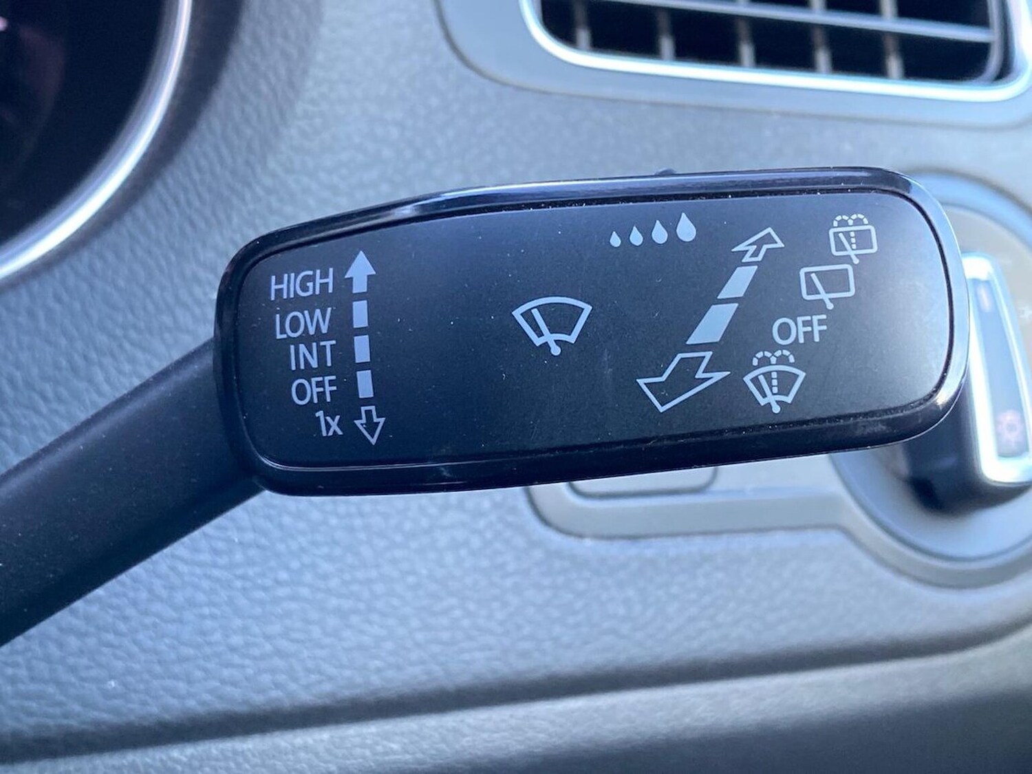 Used Volkswagen Polo 2017 for sale - 77487589: Photo 27