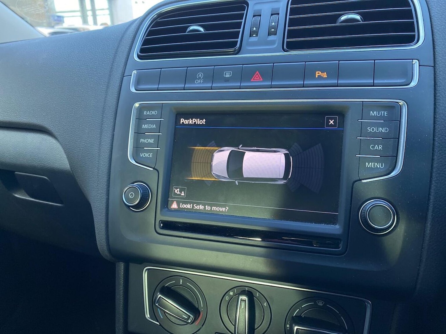 Used Volkswagen Polo 2017 for sale - 77069950: Photo 21