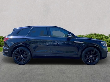 Used Volkswagen Touareg 2021 for sale - 75737463: Photo