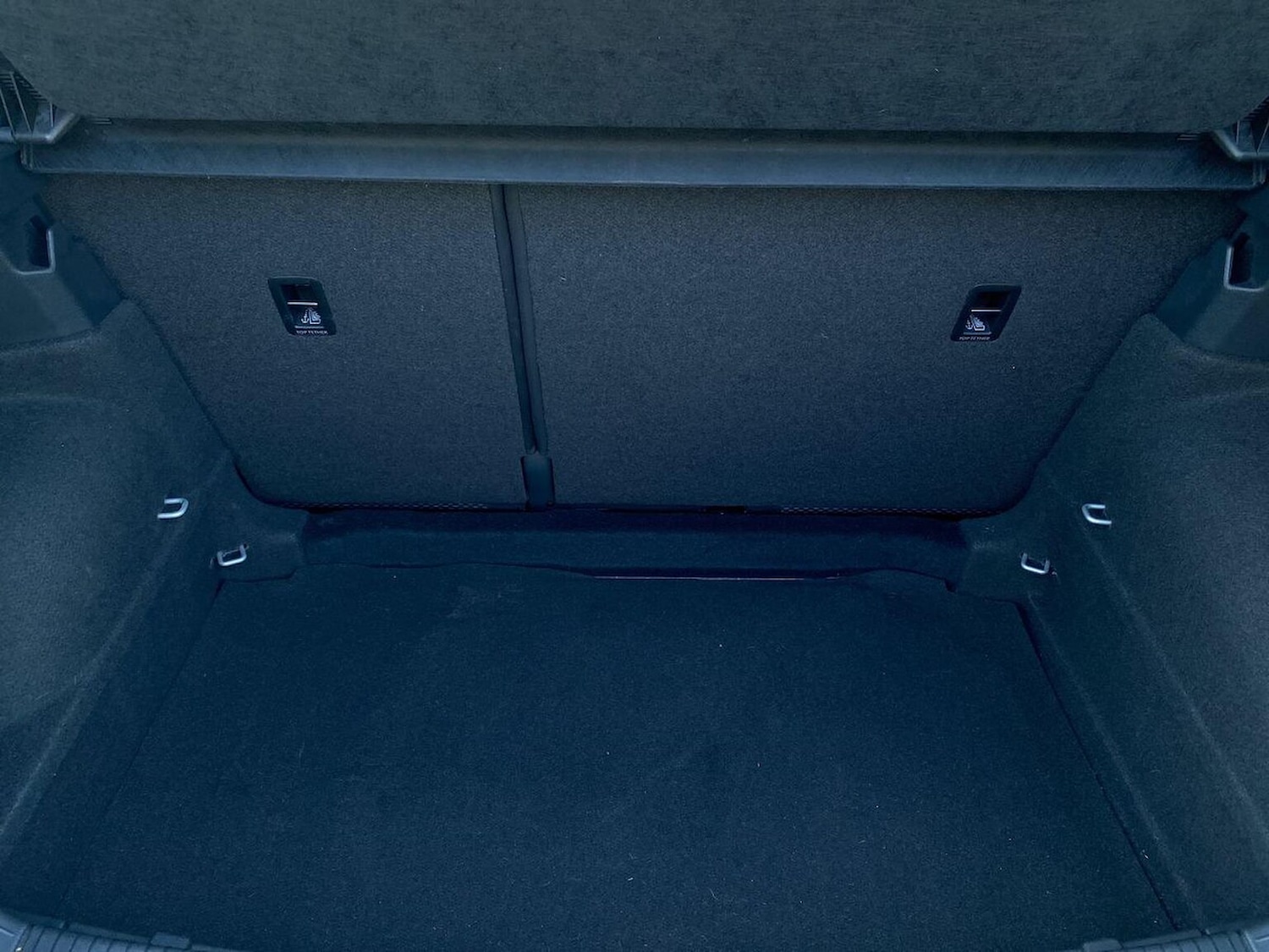 Used Volkswagen T-Cross 2020 for sale - 76383358: Photo 17