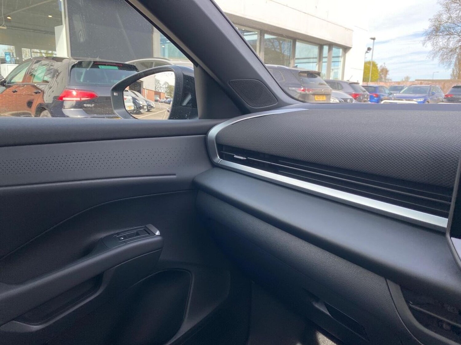 Used Volkswagen T-Roc 2026 for sale - 78194328: Photo 22