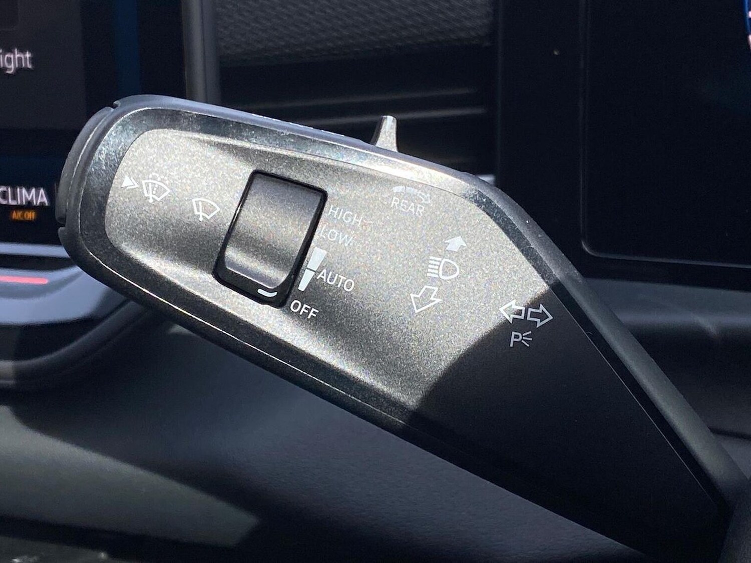 Used Volkswagen T-Roc 2026 for sale - 78194328: Photo 28