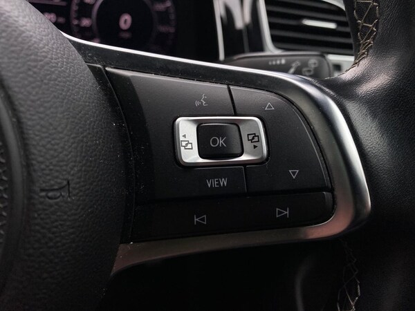 Used Volkswagen Golf 2019 for sale - 76194471: Photo 24