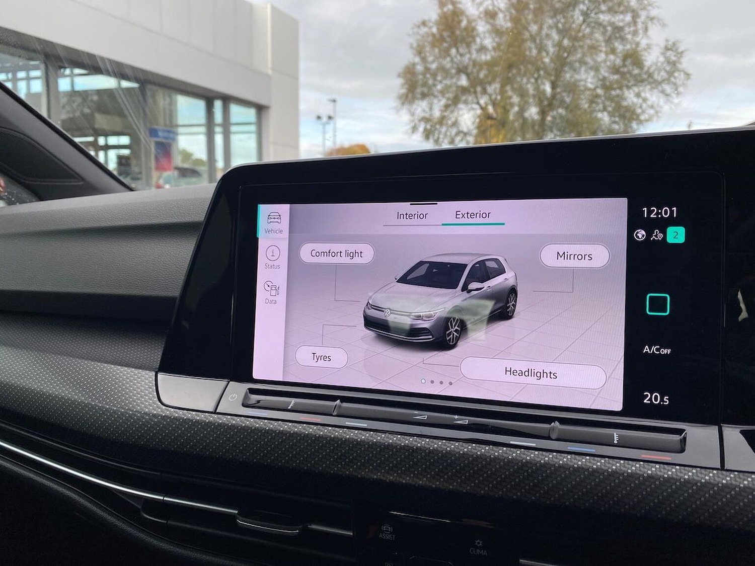 Used Volkswagen Golf 2023 for sale - 76353682: Photo 2