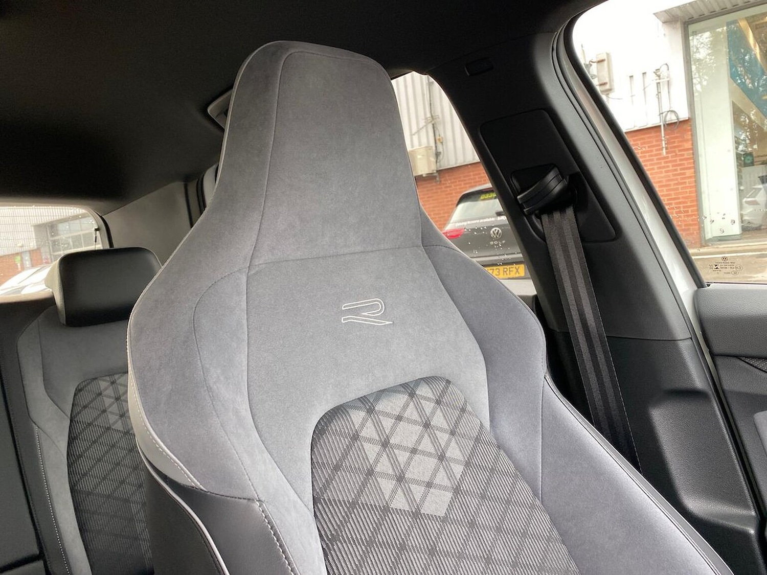 Used Volkswagen Golf 2023 for sale - 76353682: Photo 31