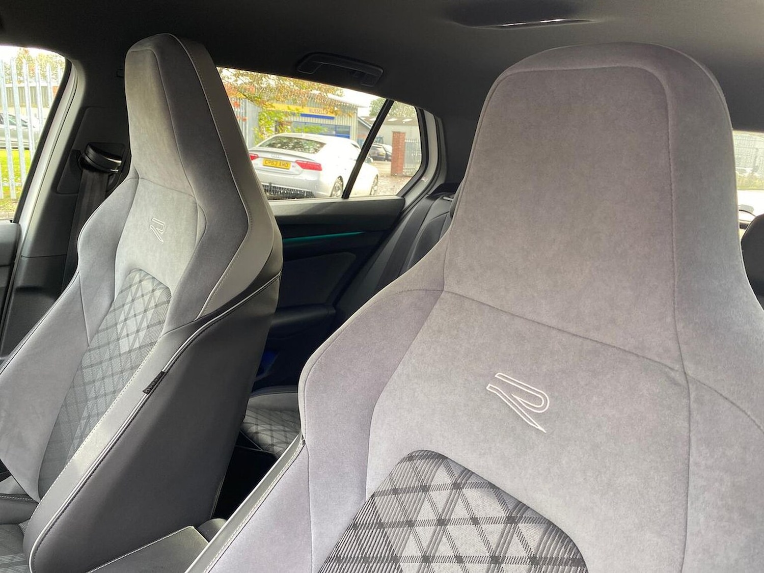 Used Volkswagen Golf 2023 for sale - 76353682: Photo 37