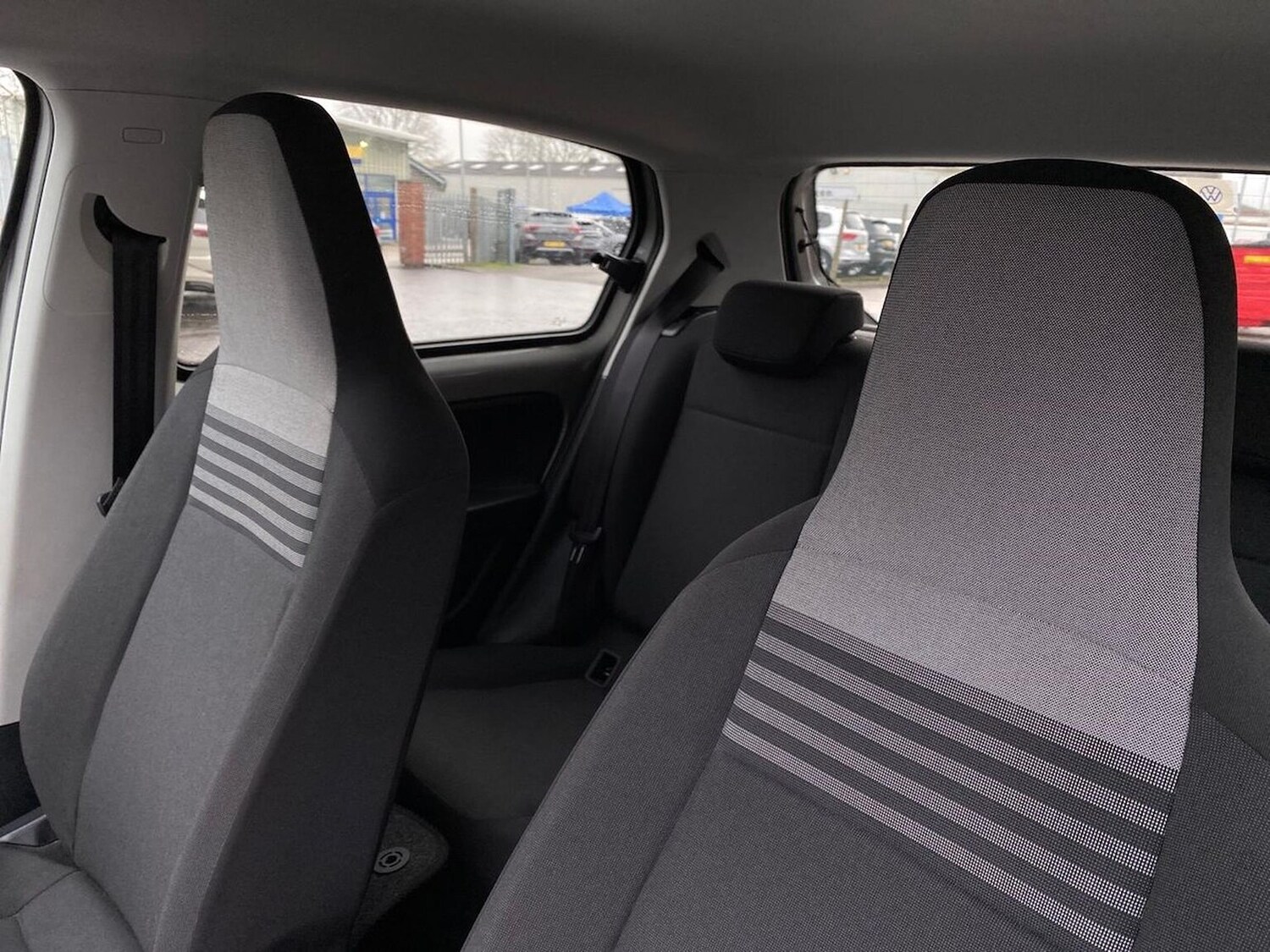 Used Volkswagen up! 2021 for sale - 76986984: Photo 30