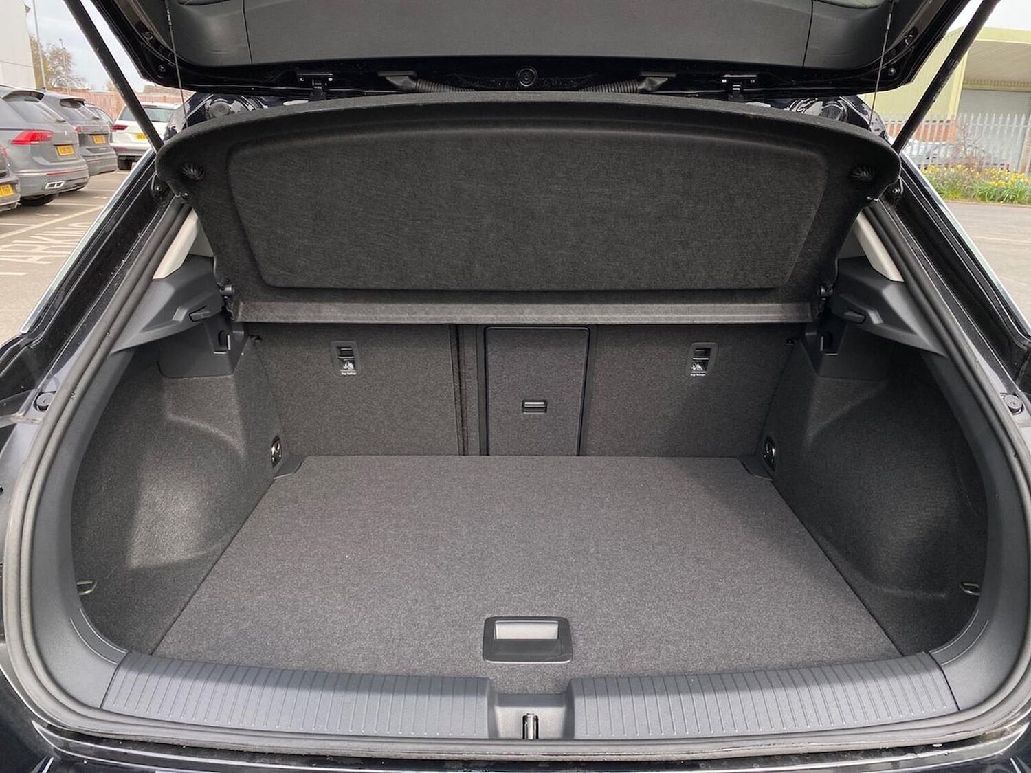 Used Volkswagen T-Roc 2026 for sale - 78193871: Photo 17