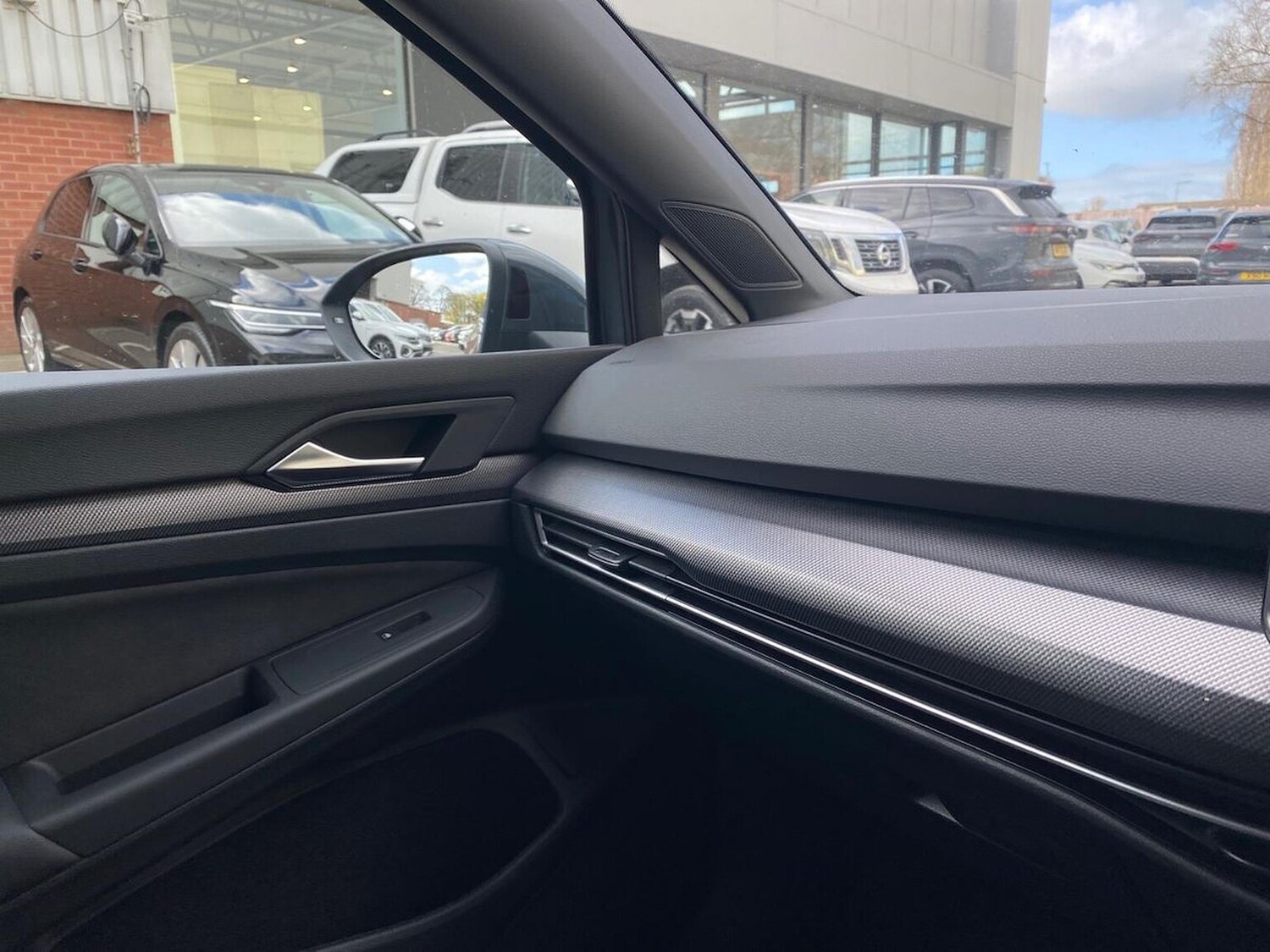 Used Volkswagen Golf 2025 for sale - 78194192: Photo 24