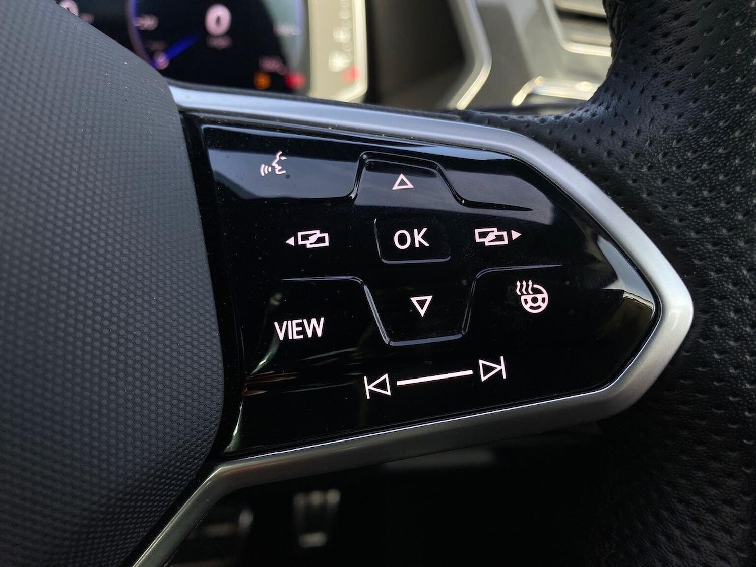 Used Volkswagen Tiguan 2022 for sale - 76422384: Photo 25