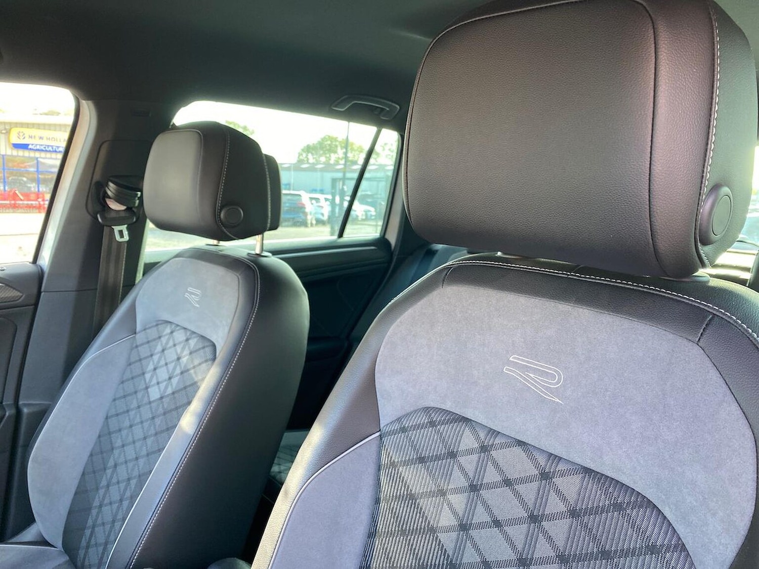 Used Volkswagen Tiguan 2022 for sale - 76422384: Photo 30