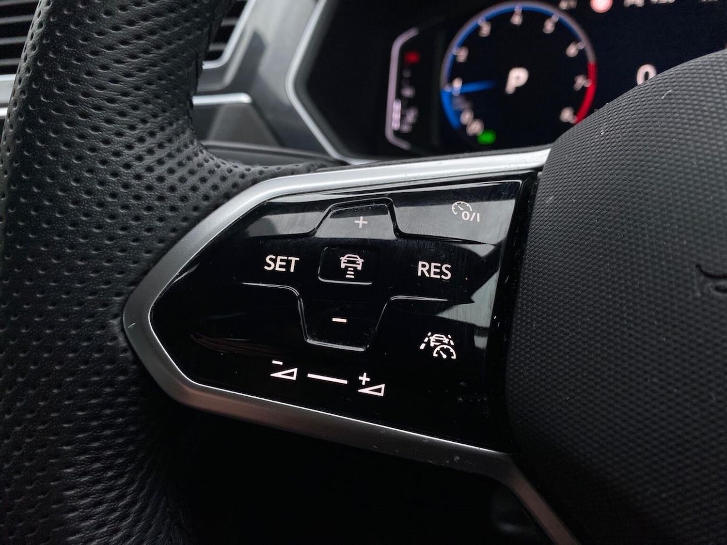 Used Volkswagen Tiguan 2023 for sale - 76477334: Photo 26