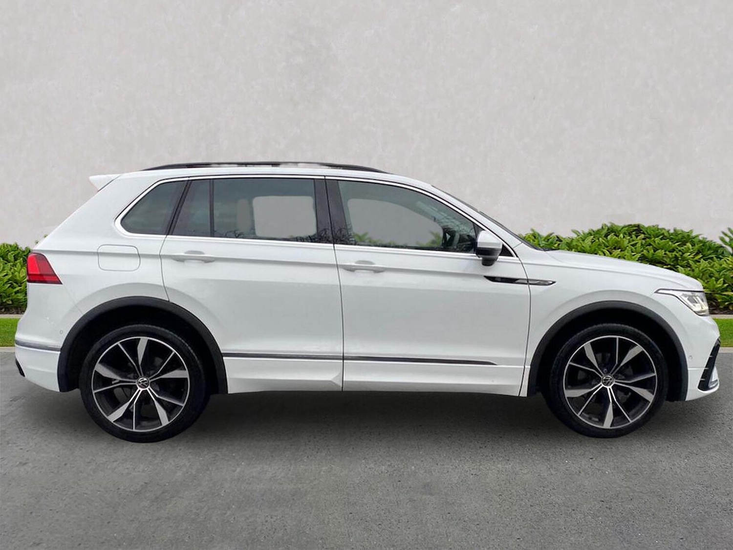 Used Volkswagen Tiguan 2023 for sale - 76477334: Photo 4