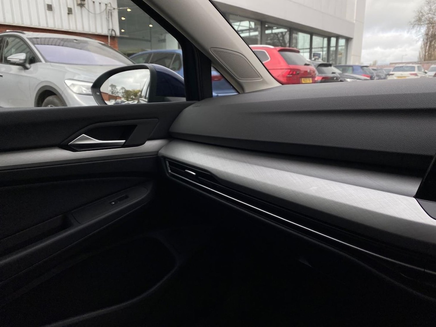 Used Volkswagen Golf 2024 for sale - 78194184: Photo 30