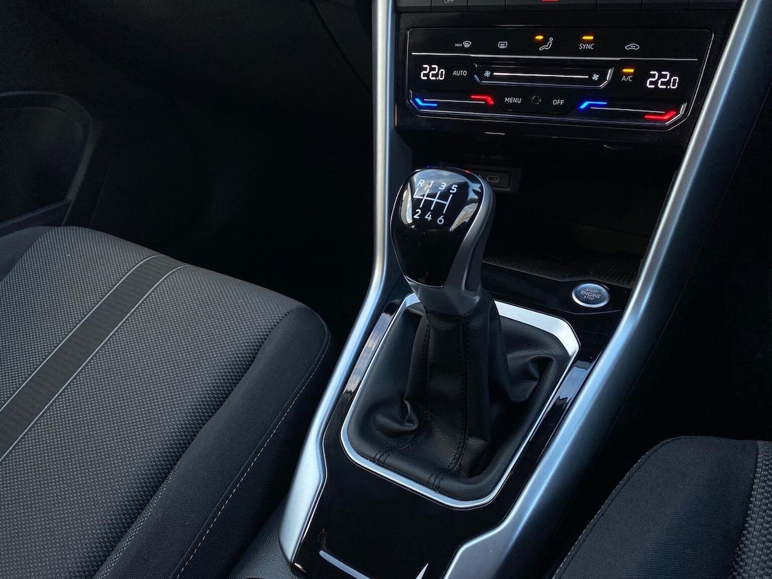 Used Volkswagen T-Roc 2025 for sale - 76605537: Photo 13