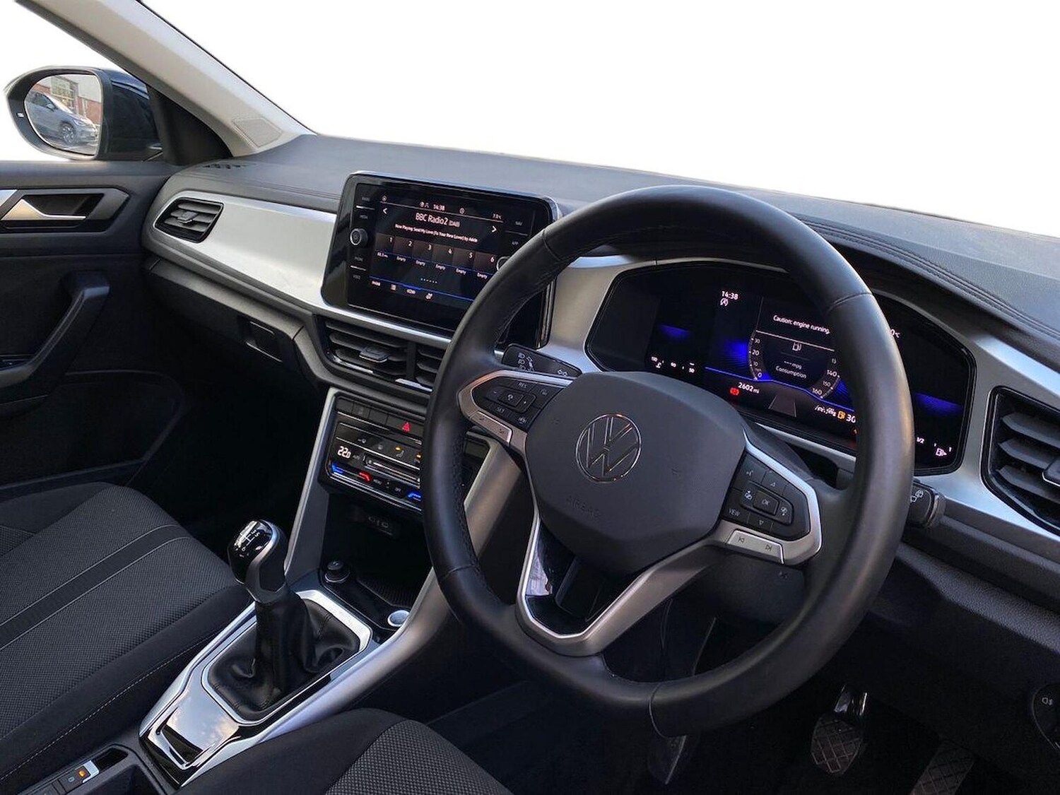 Used Volkswagen T-Roc 2025 for sale - 76605537: Photo 15