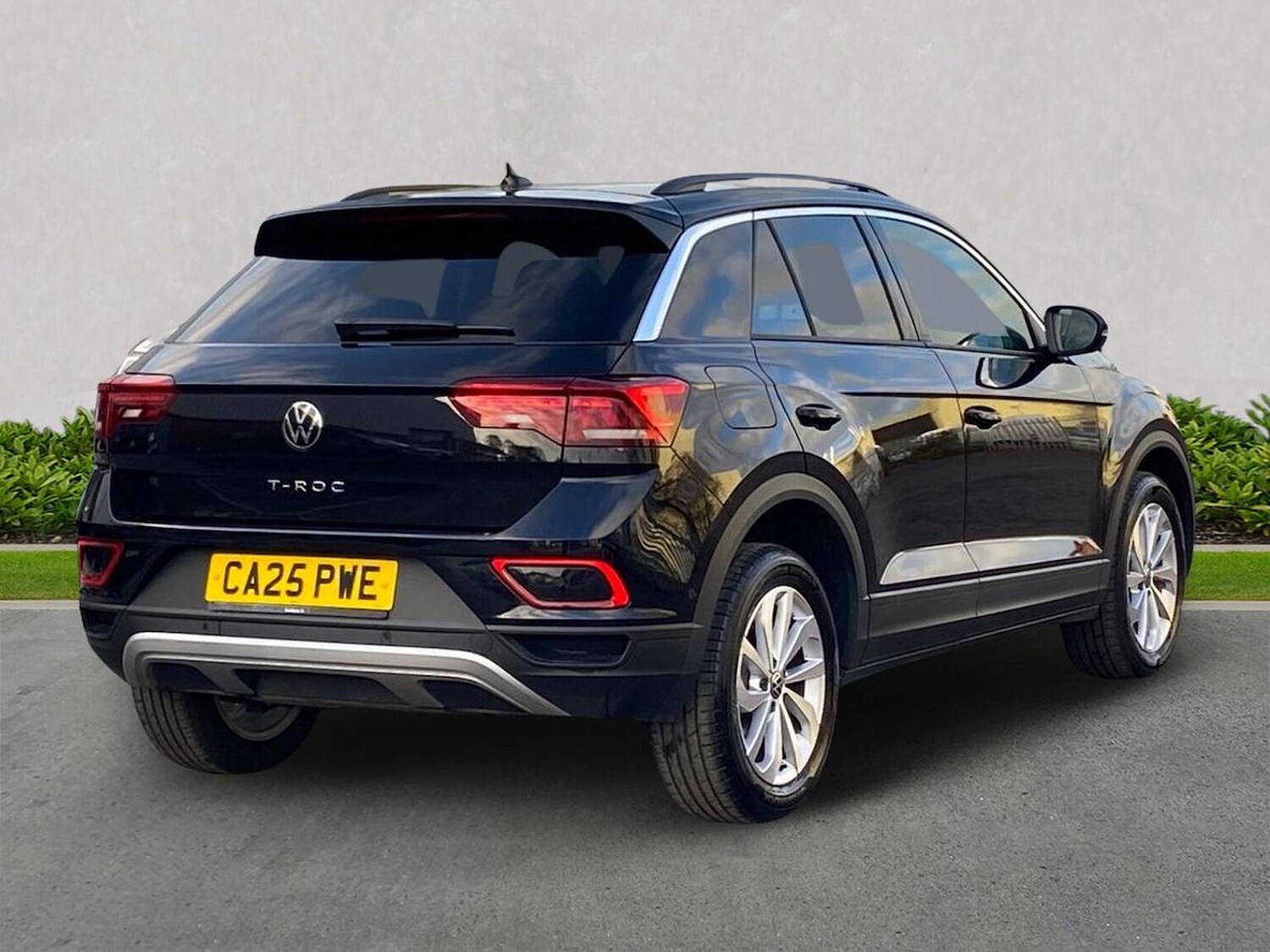 Used Volkswagen T-Roc 2025 for sale - 76605537: Photo 18