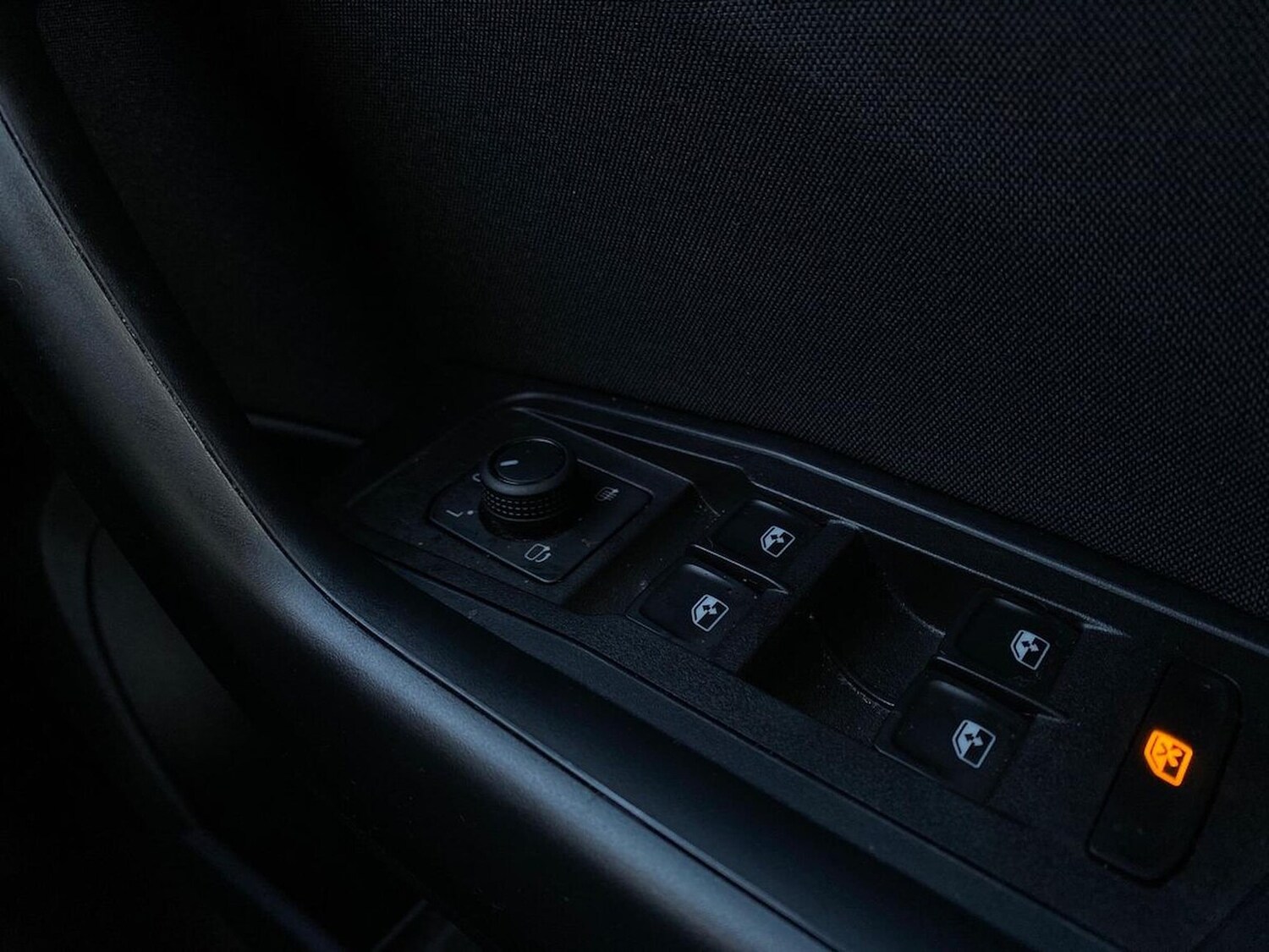 Used Volkswagen T-Roc 2025 for sale - 76605537: Photo 21