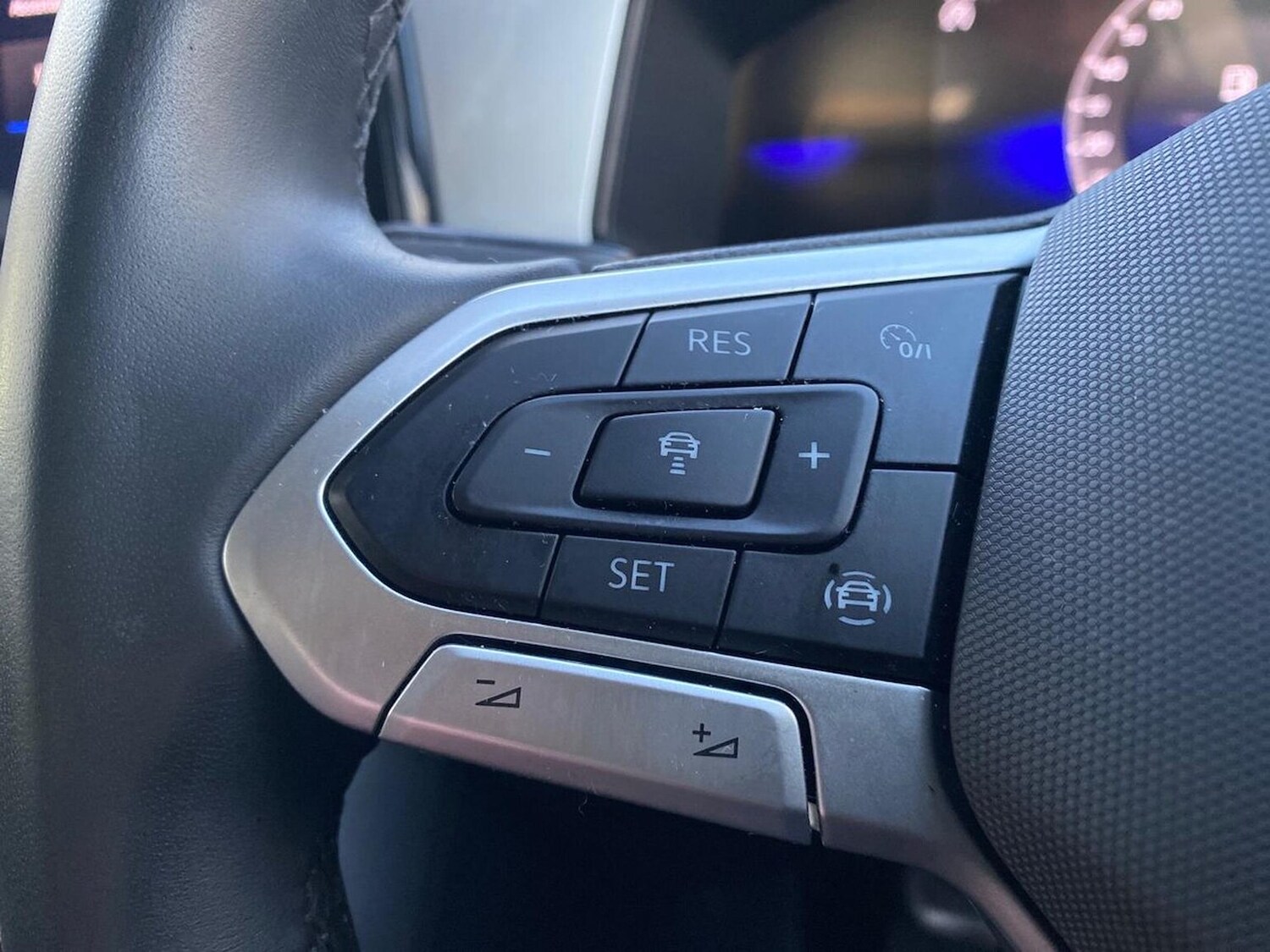 Used Volkswagen T-Roc 2025 for sale - 76605537: Photo 27