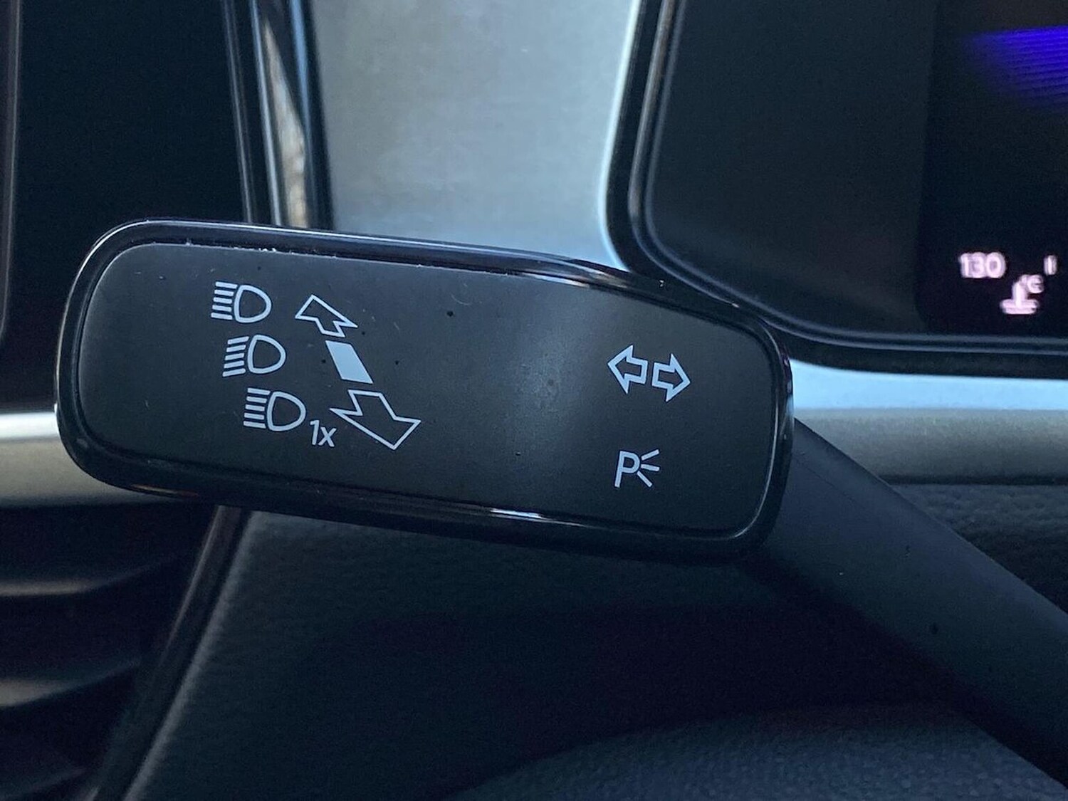 Used Volkswagen T-Roc 2025 for sale - 76605537: Photo 29