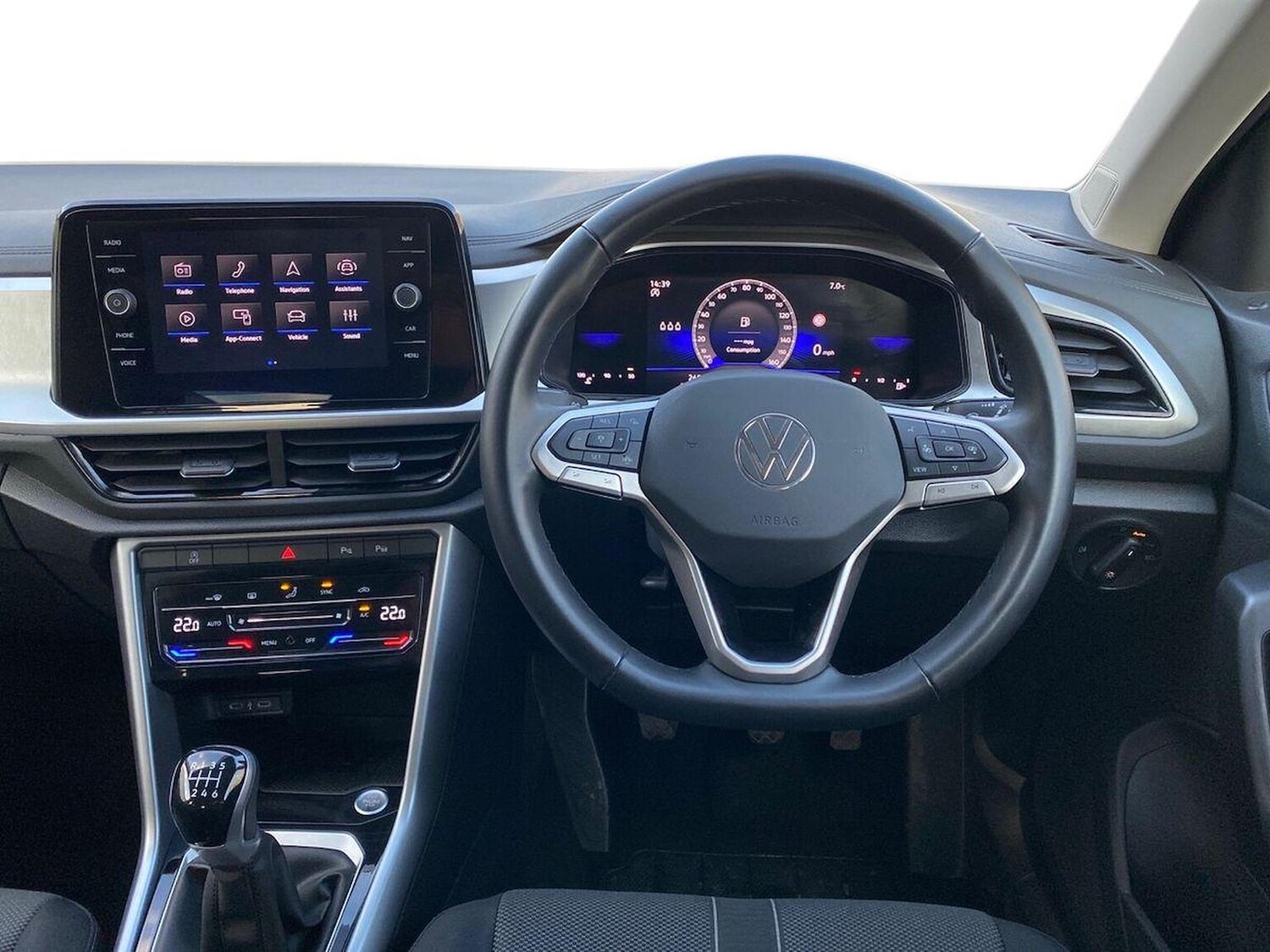 Used Volkswagen T-Roc 2025 for sale - 76605537: Photo 9