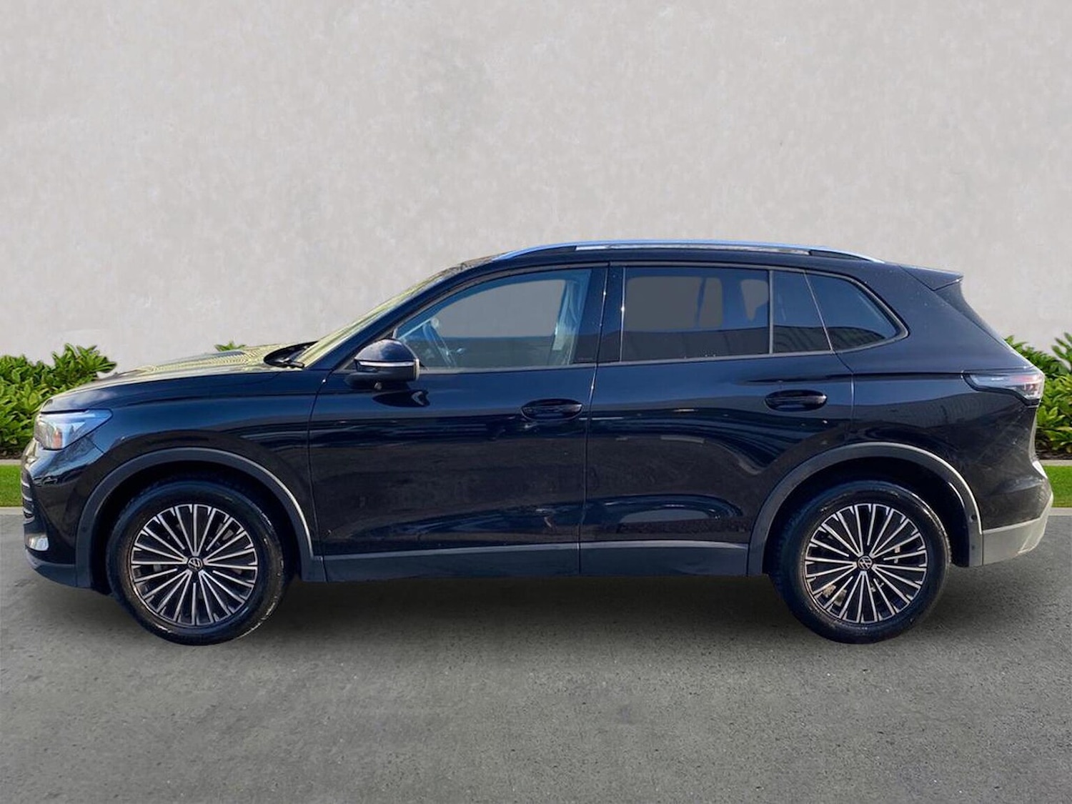 Used Volkswagen Tiguan 2024 for sale - 76600133: Photo 20