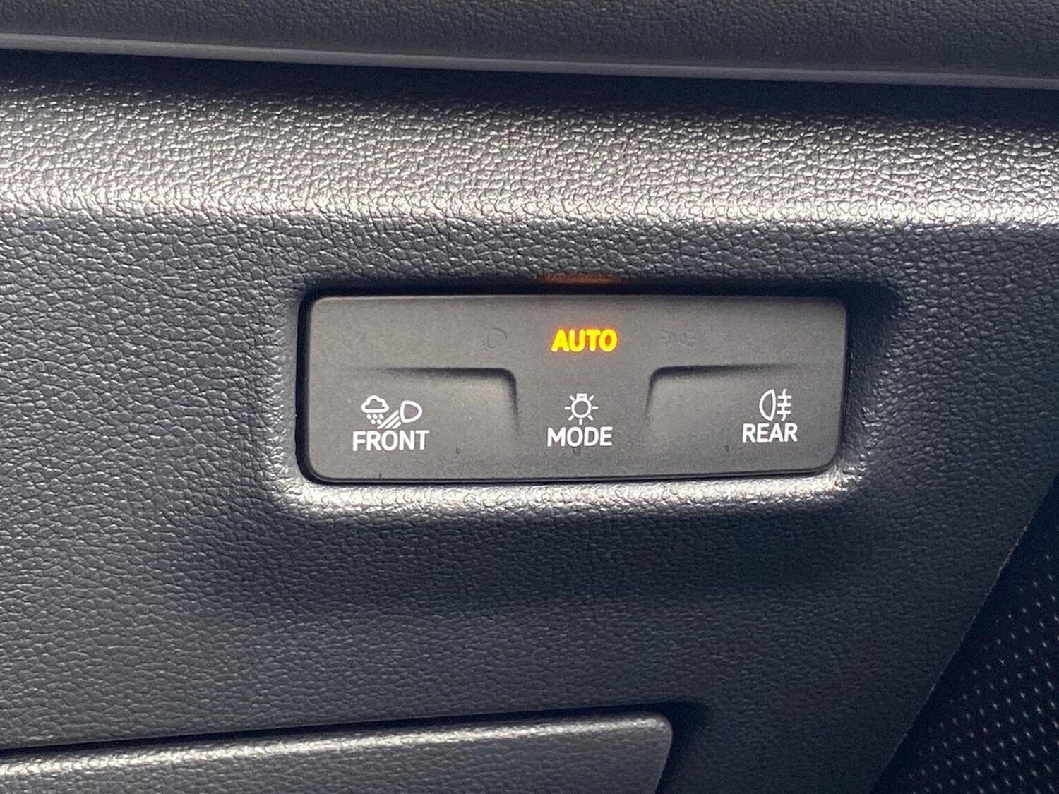 Used Volkswagen Tiguan 2024 for sale - 76600133: Photo 31