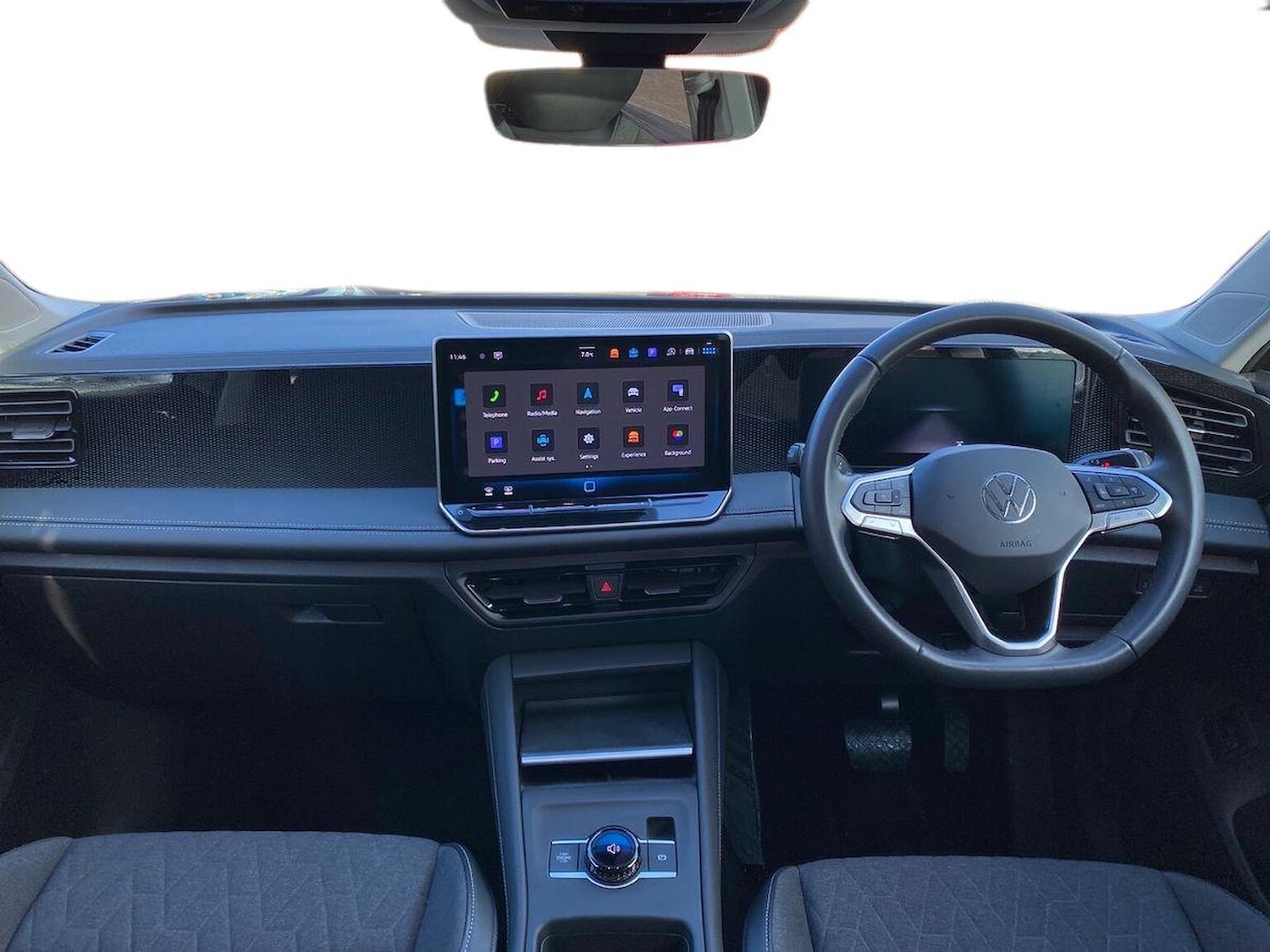 Used Volkswagen Tiguan 2024 for sale - 76600133: Photo 9