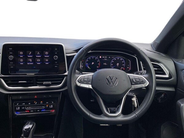 Used Volkswagen T-Roc 2024 for sale - 76211967: Photo 9
