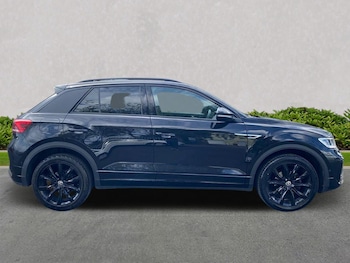 Used Volkswagen T-Roc 2024 for sale - 75550400: Photo