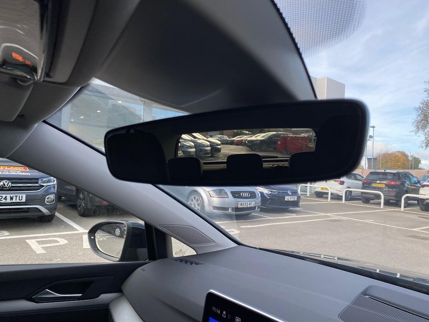 Used Volkswagen Golf 2024 for sale - 76383334: Photo 15