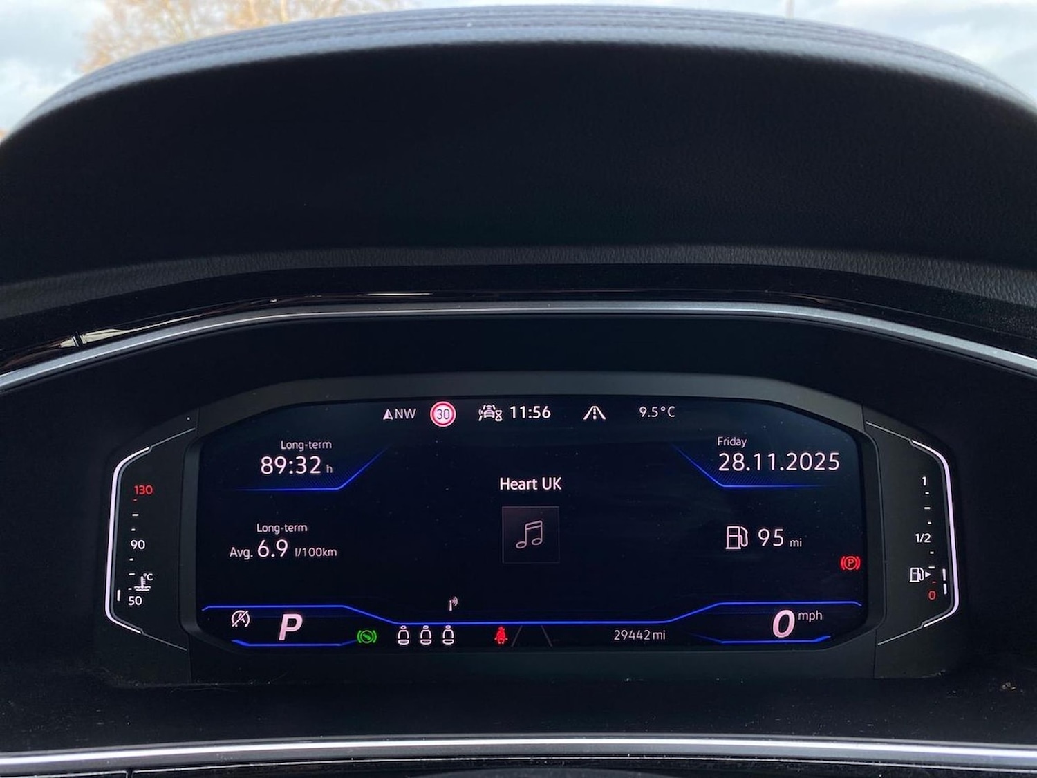 Used Volkswagen T-Roc 2022 for sale - 76741208: Photo 11