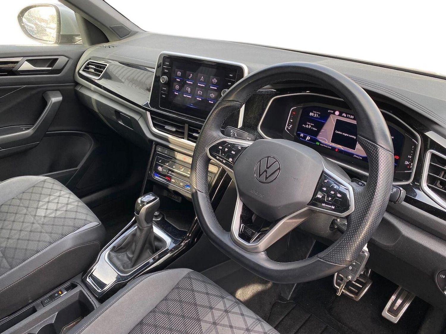 Used Volkswagen T-Roc 2022 for sale - 76741208: Photo 16