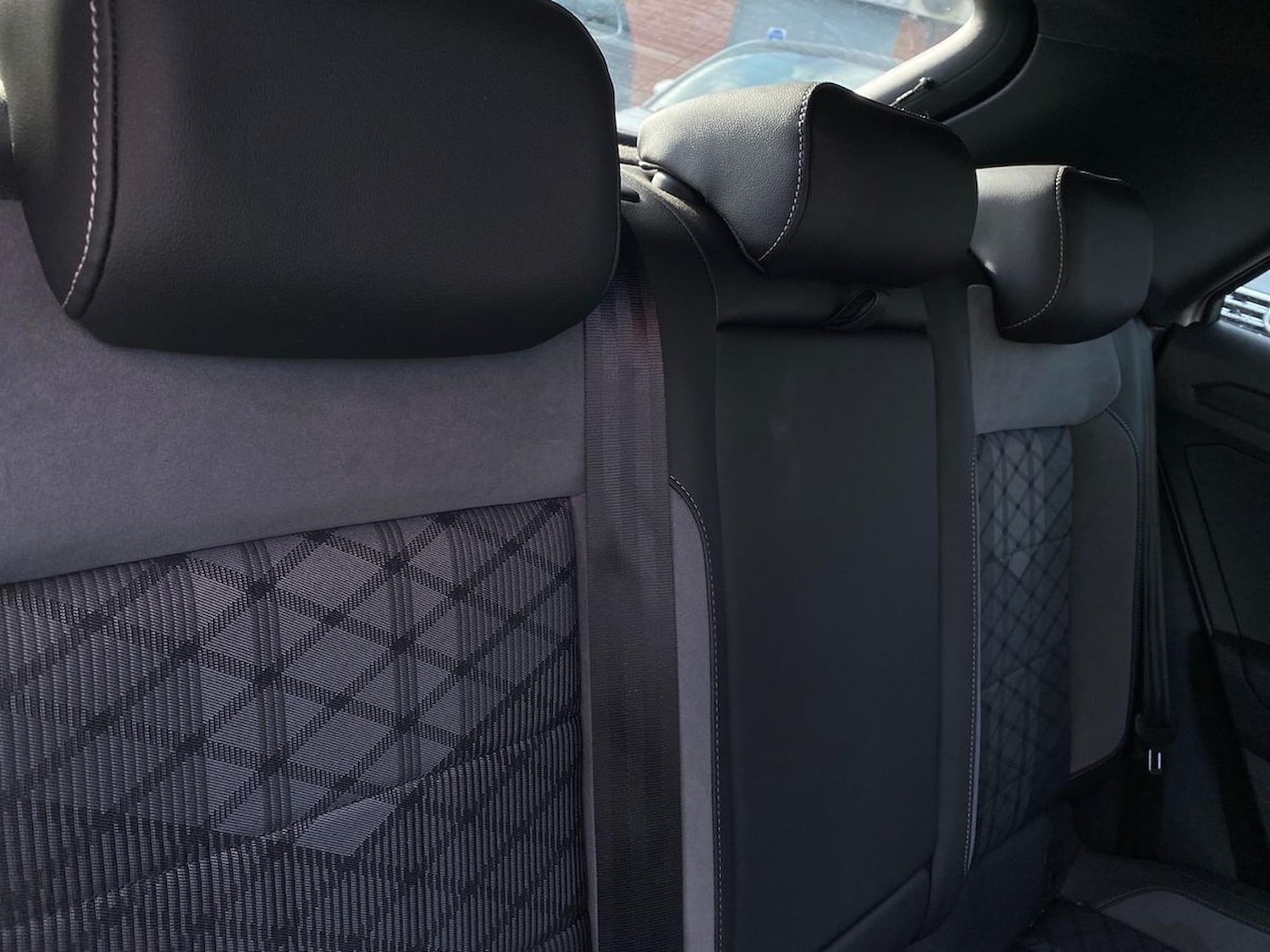 Used Volkswagen T-Roc 2022 for sale - 76741208: Photo 17