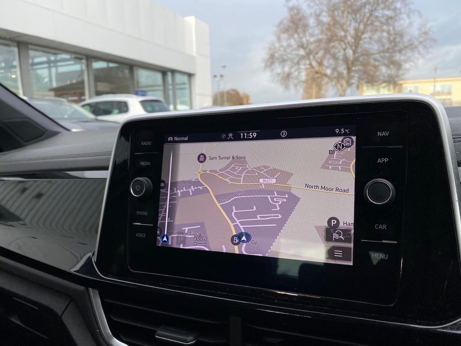 Used Volkswagen T-Roc 2022 for sale - 76741208: Photo 23