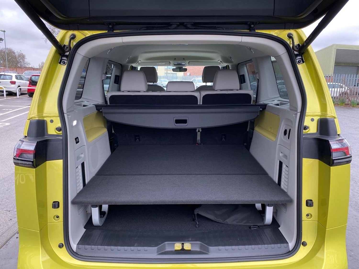 Used Volkswagen ID.Buzz 2023 for sale - 77872114: Photo 17