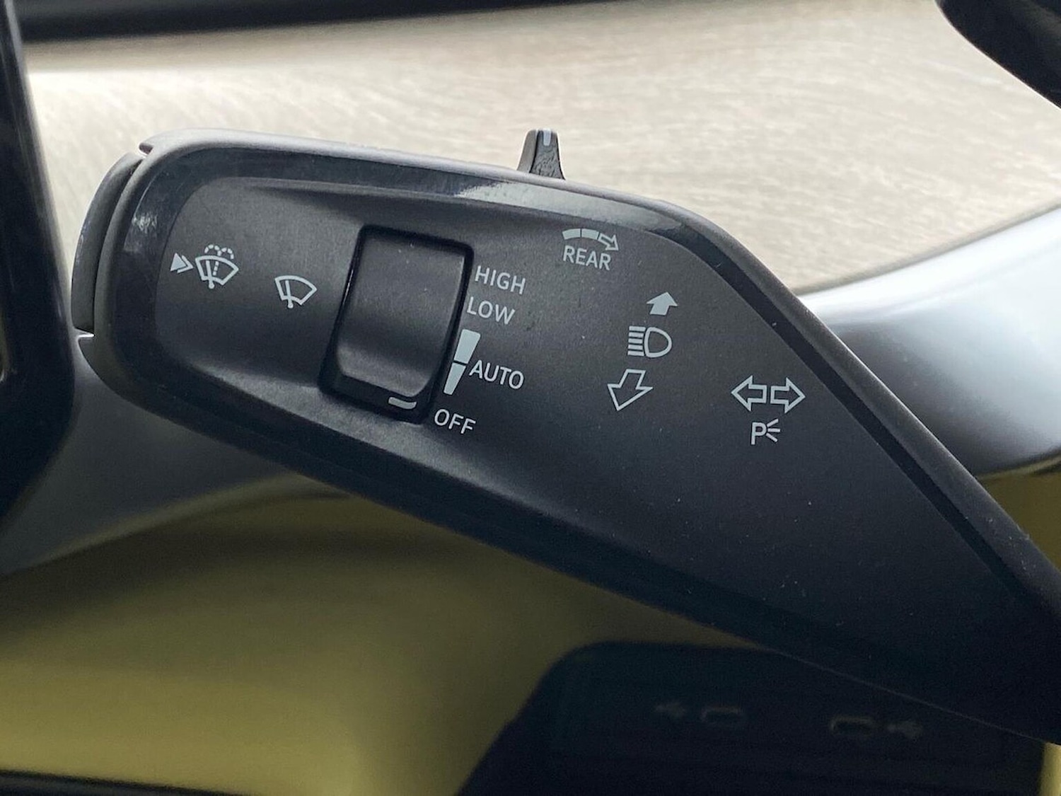 Used Volkswagen ID.Buzz 2023 for sale - 77872114: Photo 29