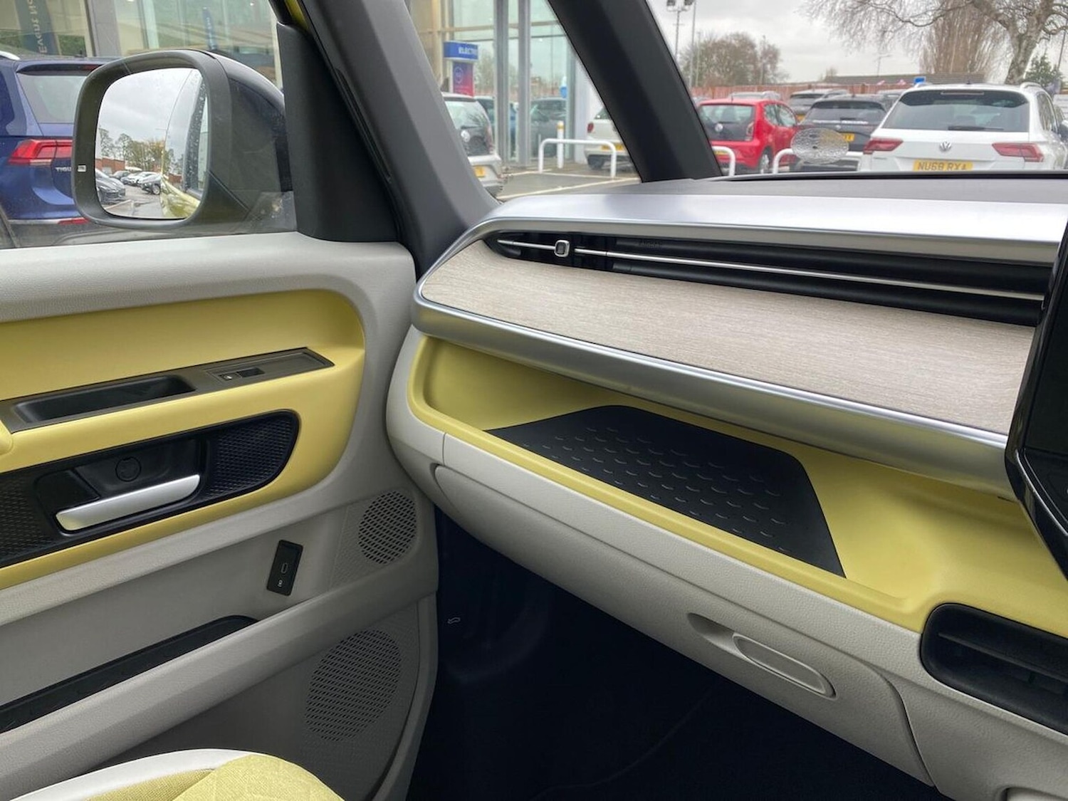 Used Volkswagen ID.Buzz 2023 for sale - 77872114: Photo 30