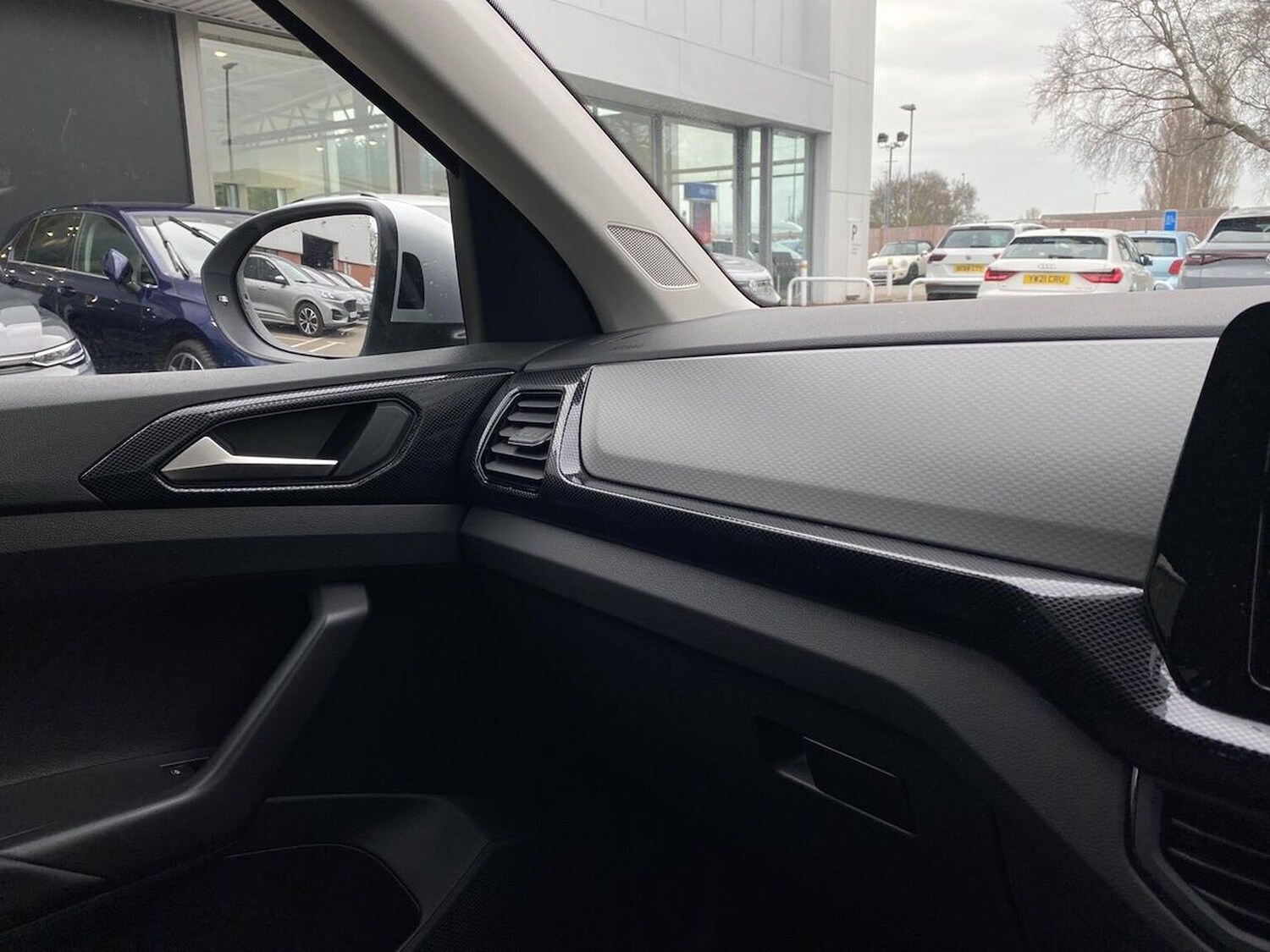 Used Volkswagen T-Cross 2026 for sale - 78194120: Photo 28