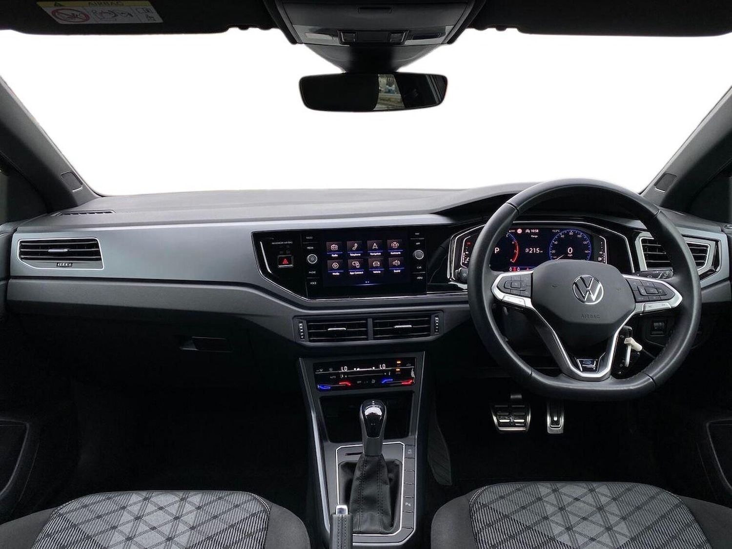 Used Volkswagen Polo 2024 for sale - 76477335: Photo 8