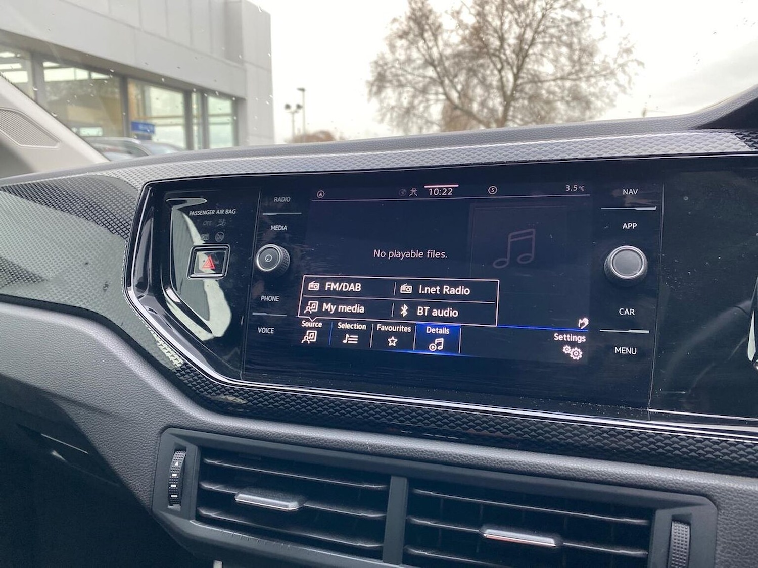 Used Volkswagen Taigo 2024 for sale - 76628208: Photo 2