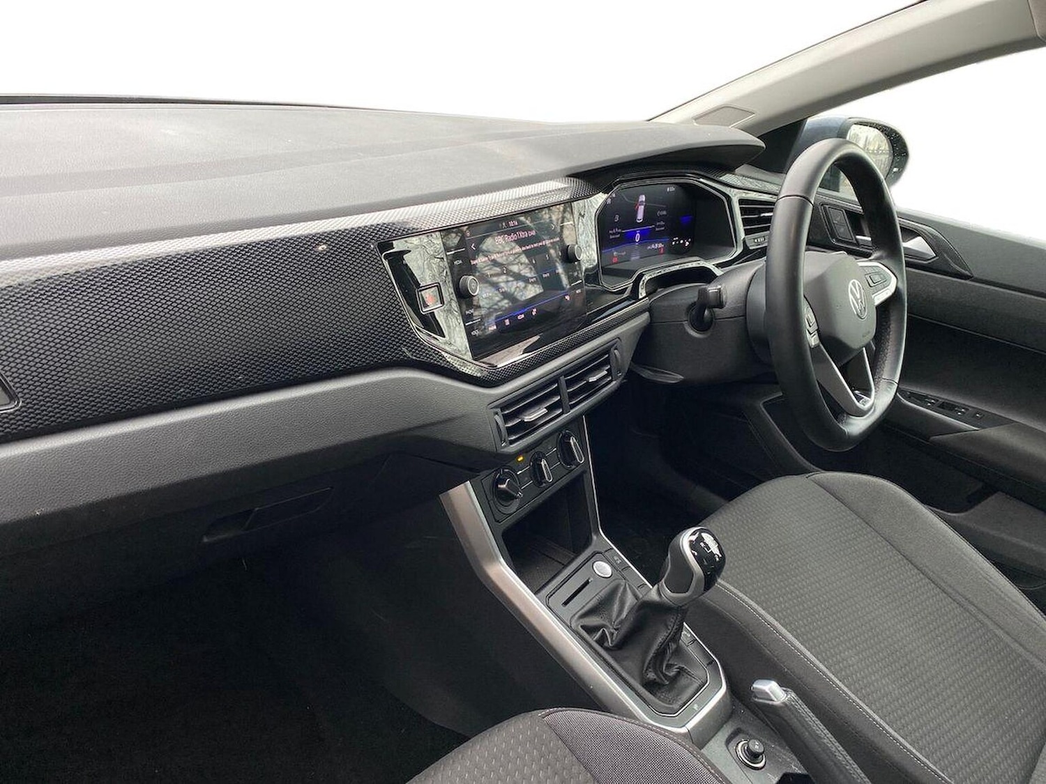 Used Volkswagen Taigo 2024 for sale - 76628208: Photo 8