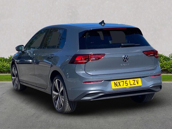 Used Volkswagen Golf 2025 for sale - 76027518: Photo 2