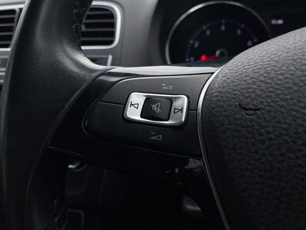 Used Volkswagen Polo 2015 for sale - 76181407: Photo 27