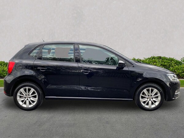 Used Volkswagen Polo 2015 for sale - 76181407: Photo 3