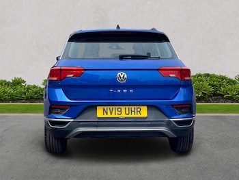 Used Volkswagen T-Roc 2019 for sale - 75505279: Photo